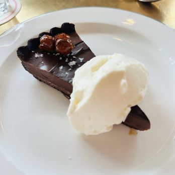 June's - Chocolate Hazelnut Tart - Breakfast & Brunch Near Me - Austin, Texas