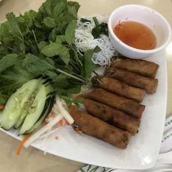 Pho Que Huong - Spring Rolls - Vietnamese Near Me - Honolulu, Hawaii