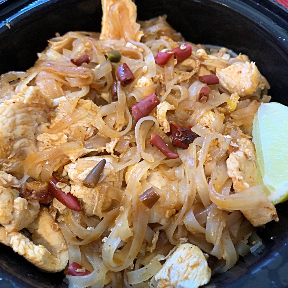 Daek Thai  - Take out portion of Pad Thai. - Thai Near Me - Miami, Florida
