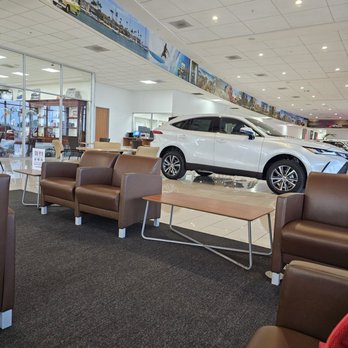 Beach Cities Toyota - Open air space show room - Car Dealers Near Me - Westminster, California