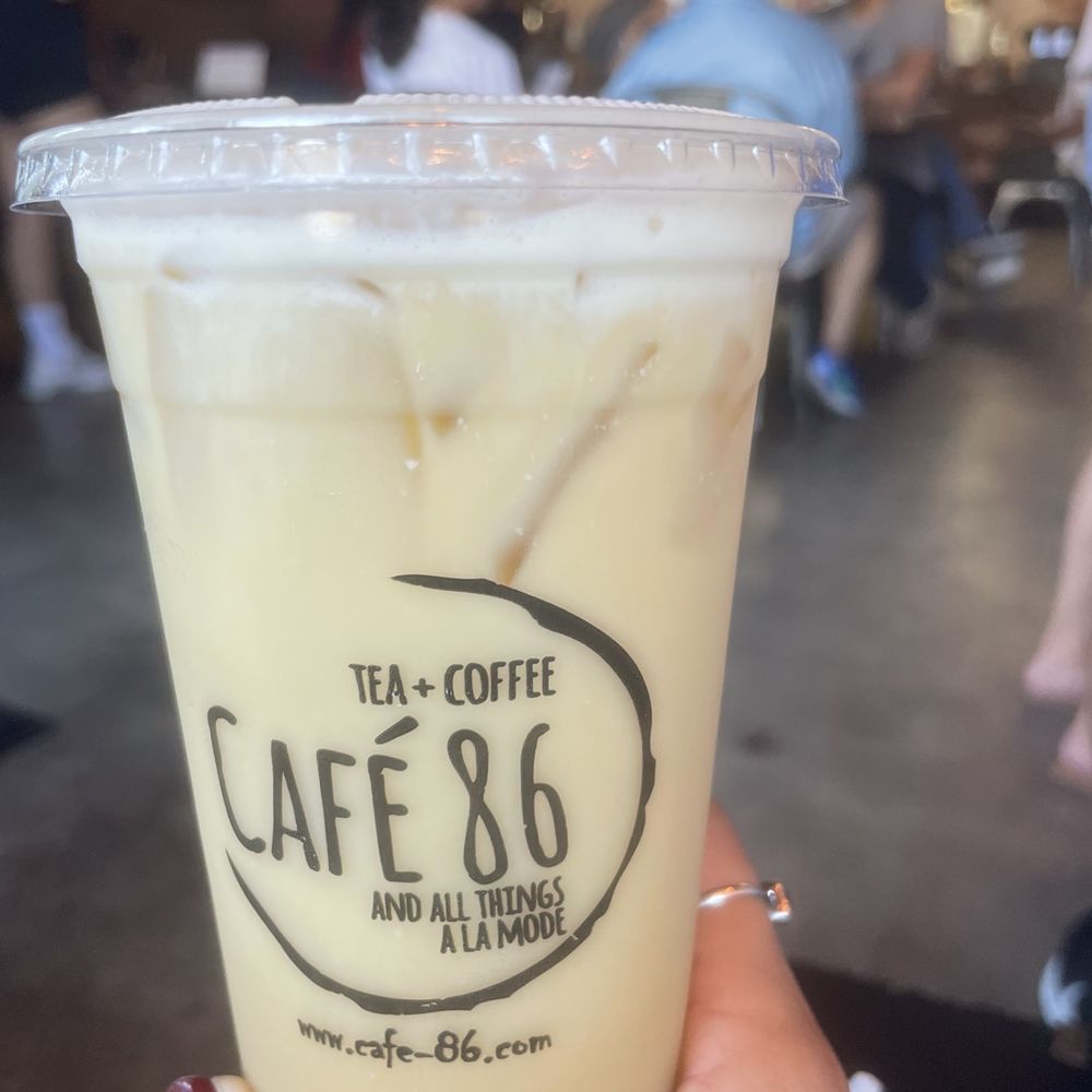 Cafe 86 - Green Rose Tea Latte. - Cafes Near Me - Northridge, California