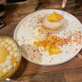 Mango Mango Dessert - Mango Sticky Rice - Desserts Near Me - New York, New York Mango Mango Dessert - Mango Sticky Rice - Desserts Near Me - New York, New York