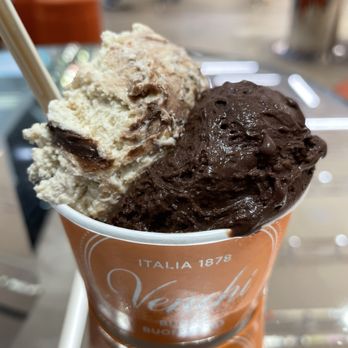Venchi - Chocolatiers & Shops Near Me - Costa Mesa, California Venchi - Chocolatiers & Shops Near Me - Costa Mesa, California