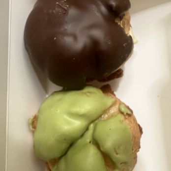 Beard Papa's - Chocolate and green tea - Desserts Near Me - Las Vegas, Nevada