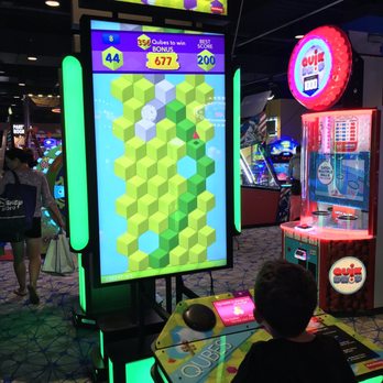Round1 Bowling & Arcade - Temecula - Qubes - Bowling Near Me - Temecula, California