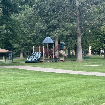 Grant Park - 2nd smaller playground set - Parks Near Me - Shelby Township, Michigan Grant Park - 2nd smaller playground set - Parks Near Me - Shelby Township, Michigan