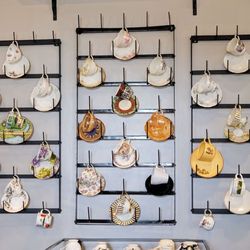Tea Cellar - Pick your cup.