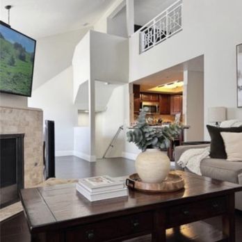 Home Reset Cleaning - Living room - Home Cleaning Near Me Home Reset Cleaning - Living room - Home Cleaning Near Me