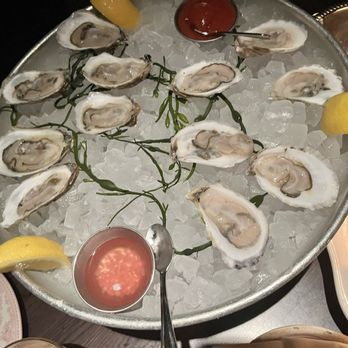 Bavette's Bar & Boeuf - Oysters - Steakhouses Near Me - Chicago, Illinois Bavette's Bar & Boeuf - Oysters - Steakhouses Near Me - Chicago, Illinois