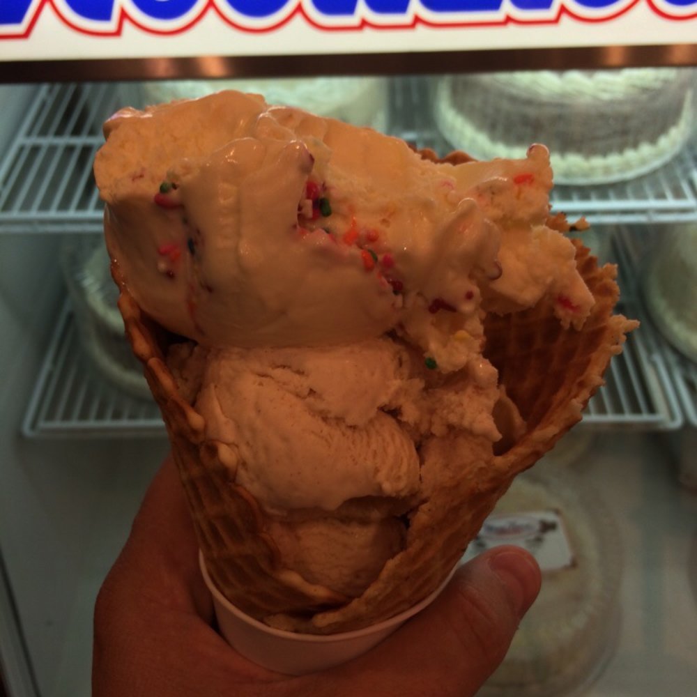 MooTime Creamery - Ice Cream & Frozen Yogurt Near Me - Coronado, California