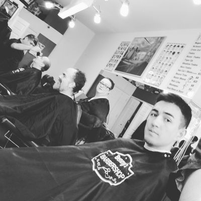 Benny's BarberShop by null