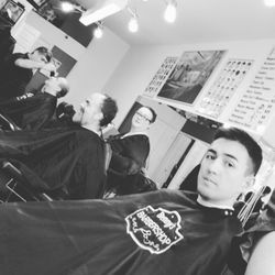 Benny's Barbershop