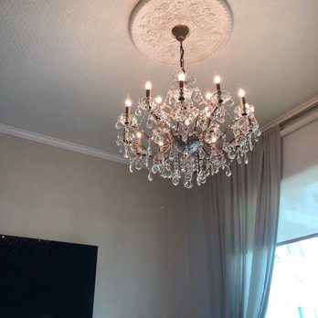 Pendl Electric - One of 2 chandeliers installed along with 3 Flatscreen TVs - Electricians Near Me - Riviera Beach, Florida Pendl Electric - One of 2 chandeliers installed along with 3 Flatscreen TVs - Electricians Near Me - Riviera Beach, Florida