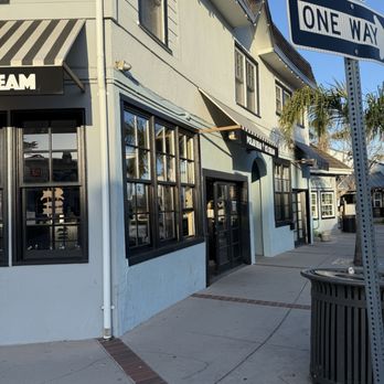 Polar Bear Ice Cream - Ice Cream & Frozen Yogurt Near Me - Capitola, California