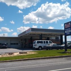 Hess Garage