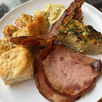 Hudson’s At Main Street - Most of the food was very dry, and the ham was left out much too long All the casseroles were dry - American Near Me - Columbus, Georgia