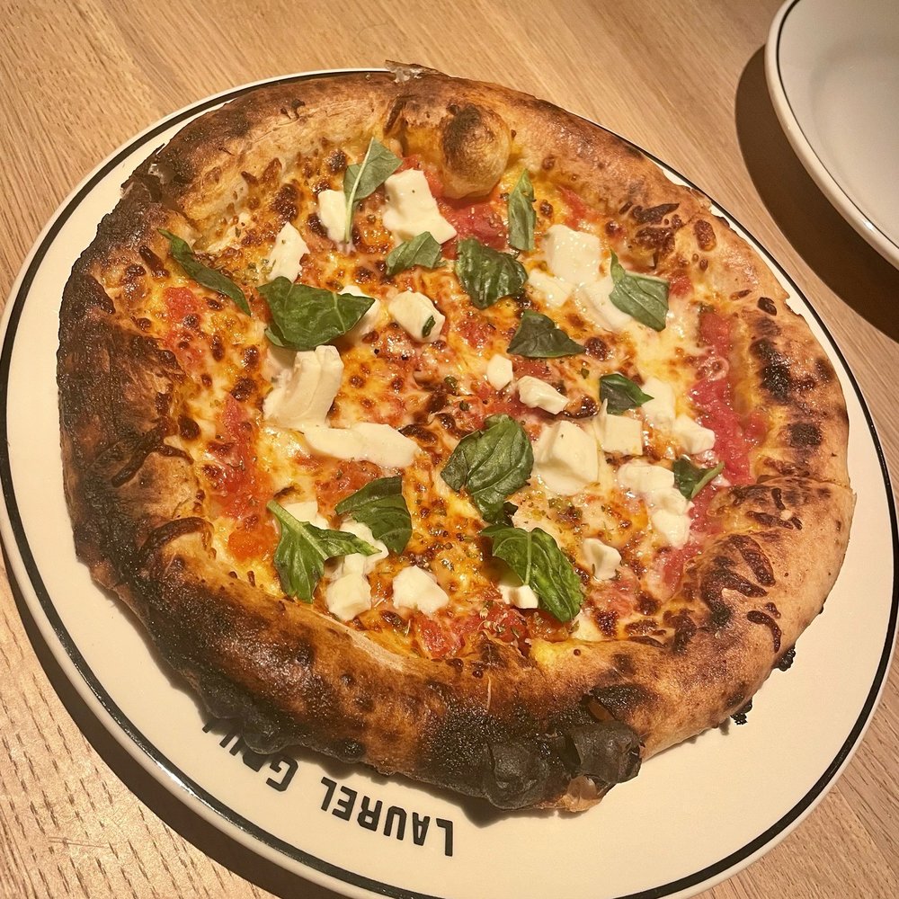 Laurel Grill - Margarita pizza - American Near Me - Culver City, California Laurel Grill - Margarita pizza - American Near Me - Culver City, California