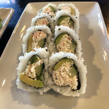 iSushi - California Roll - Sushi Bars Near Me - Renton, Washington