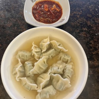 Hwang Dae Gham - Steamed mandu w/ a spicy-tangy sauce (pro tip: dip your bbq meat into this sauce) - Barbeque Near Me - Mundelein, Illinois Hwang Dae Gham - Steamed mandu w/ a spicy-tangy sauce (pro tip: dip your bbq meat into this sauce) - Barbeque Near Me - Mundelein, Illinois