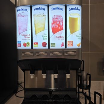 Best Western Plus Grand Rapids Mn - Juice Machine - 100% Juice for Apple and Orange - Hotels Near Me - GRAND RAPIDS, Minnesota Best Western Plus Grand Rapids Mn - Juice Machine - 100% Juice for Apple and Orange - Hotels Near Me - GRAND RAPIDS, Minnesota