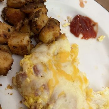New Day Bakery - Ham and cheese scramble - Bakeries Near Me - Eugene, Oregon