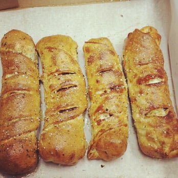 Vocelli Pizza - Chicken rolls - Pizza Near Me - Burke, Virginia Vocelli Pizza - Chicken rolls - Pizza Near Me - Burke, Virginia