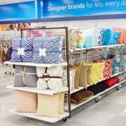 ROSS DRESS FOR LESS - Updated May 2026 - 31 Photos & 17 Reviews - 1421 NE  163rd St, North Miami Beach, Florida - Department Stores - Phone Number -  Yelp