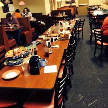 Golden Corral Buffet & Grill - Floors and tables disgusting, this table was like this from the minute I walked in to the minute I walked out - American Near Me - Spring, Texas