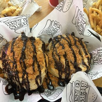 Biebs & Ash - Butterfinger Cinnis - Burgers Near Me - Mishawaka, Indiana
