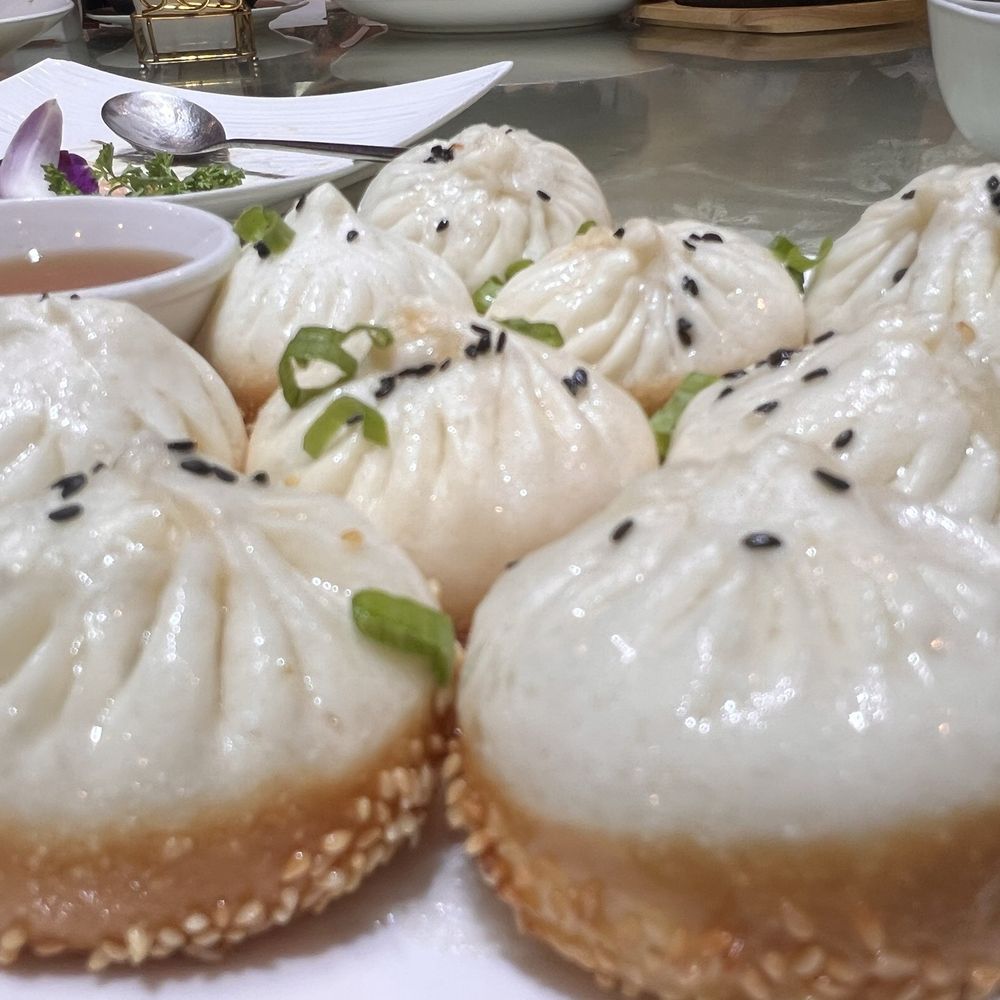 Shanghailander Palace - 901. Shanghailander Pan Fried Buns (6pcs) - Shanghainese Near Me - Arcadia, California Shanghailander Palace - 901. Shanghailander Pan Fried Buns (6pcs) - Shanghainese Near Me - Arcadia, California