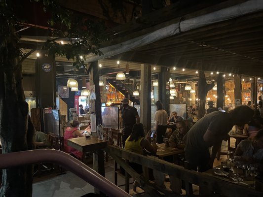 Mog Bistro by null