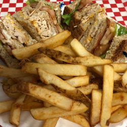 Dairy Freez - Turkey, Bacon Club with Fries