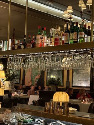 Mon Ami Gabi by null