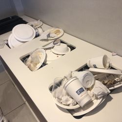 Holiday Inn Express & Suites Rolla - Univ of Missouri S&T - Trash looked like this every morning for breakfast