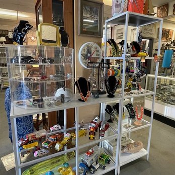 ModMart - Antiques Near Me - Palm Springs, California ModMart - Antiques Near Me - Palm Springs, California