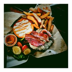 Rich's Burgers N Grub - The Buffalo blue cheese Tast as good as it looks!