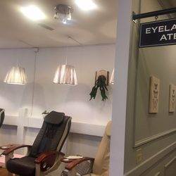 Galaxy VIII Nails & Spa - Pedicure area