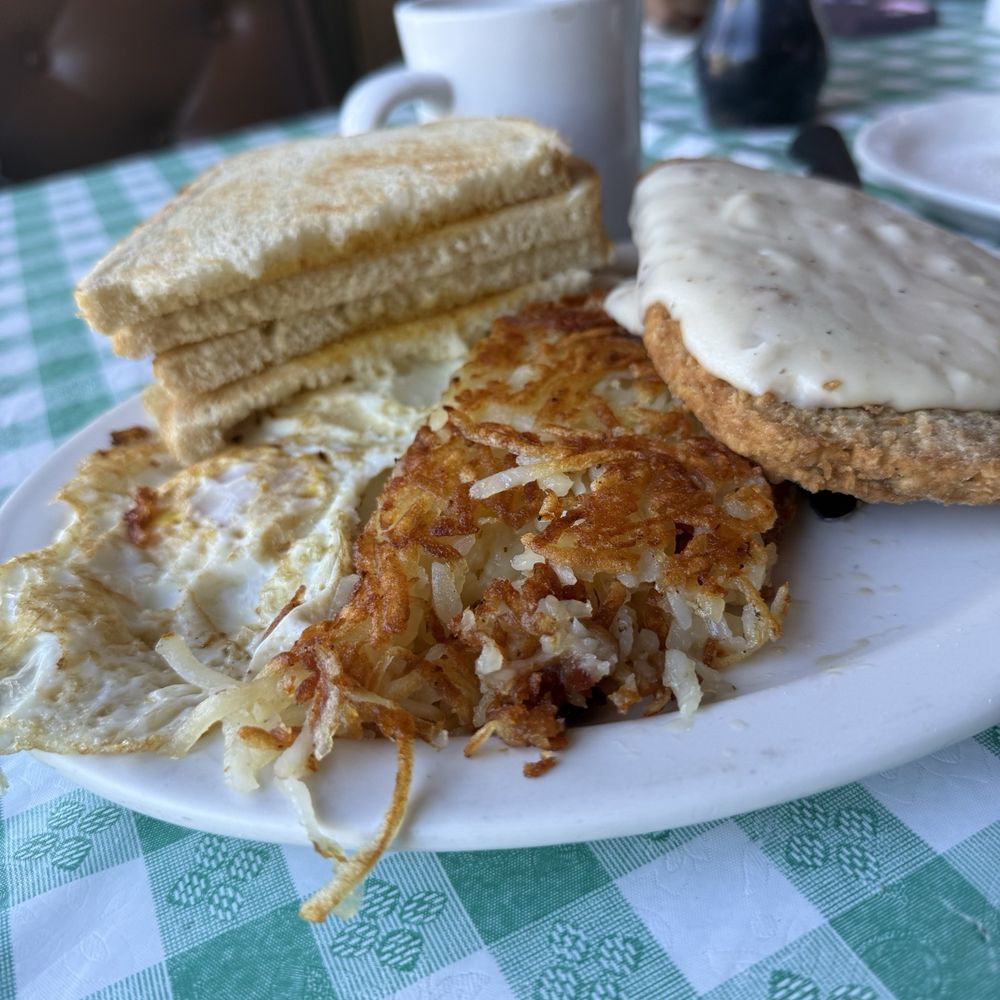Lisa's Radial Cafe - Breakfast & Brunch Near Me - Omaha, Nebraska Lisa's Radial Cafe - Breakfast & Brunch Near Me - Omaha, Nebraska