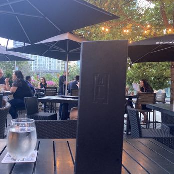 Hunters Landing - Menu and outdoor seating - Comfort Food Near Me - Toronto, Ontario Hunters Landing - Menu and outdoor seating - Comfort Food Near Me - Toronto, Ontario