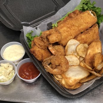 Sammy G's Tavern - Daily feature, fish and chips! - American Near Me - High Point, North Carolina