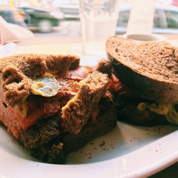 La Crespo - Obsceno el hot pastrami de La Crespo.  #hotpastramiweek - Sandwiches Near Me - Buenos Aires, C