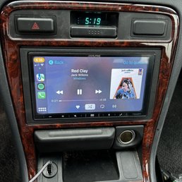 And the car play and sound quality are amazing And the car play and sound quality are amazing