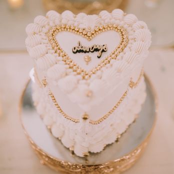 Desserts ‘n Stuff - Cutting cake - Desserts Near Me