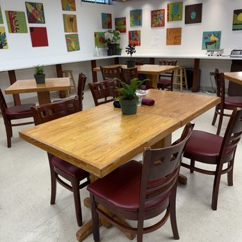Roots Cafe - Dining room - Cafes Near Me - Honolulu, Hawaii Roots Cafe - Dining room - Cafes Near Me - Honolulu, Hawaii