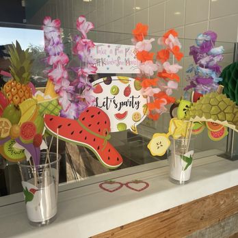 Elite Experience: Robeks - Props for photos - Yelp Events Near Me - San Marcos, California
