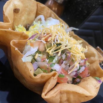 Santa Fe Restaurant Bar & Grill - Fajita Taco Salad - Sports Bars Near Me - Clinton, Mississippi Santa Fe Restaurant Bar & Grill - Fajita Taco Salad - Sports Bars Near Me - Clinton, Mississippi