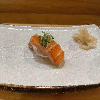 Daigo - Salmon nigiri - Sushi Bars Near Me - Palo Alto, California