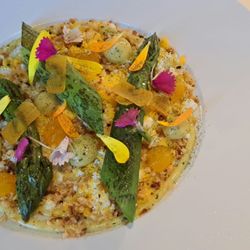 L'Oiseau Bleu - Asperge verte, Œufs de ferme, thym-citron, poutargue / Green asparagus, eggs, lemon-thyme, bottarga (cured fish roe). 2025 05 09. M1. 244.