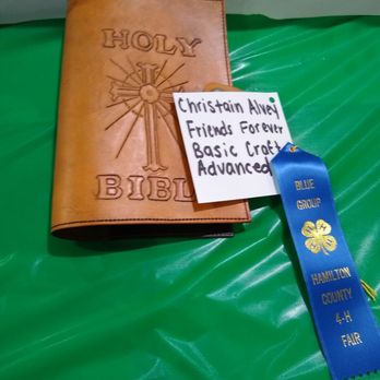 Hamilton County 4-H Fair - A winner.  What does a blue group ribbon means? - Community Centers Near Me - Noblesville, Indiana
