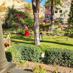 Bishops' House - Beautiful grounds for pictures!